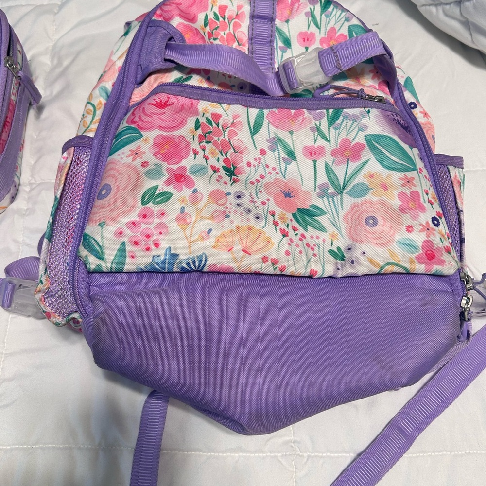 POTTERY BARN GIRLS BACKPACK IN GREAT CONDITION.